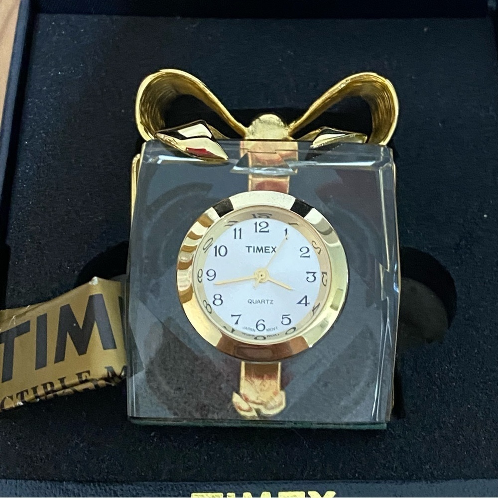 Timex Collectable Mini-Clock - Picture 2 of 11